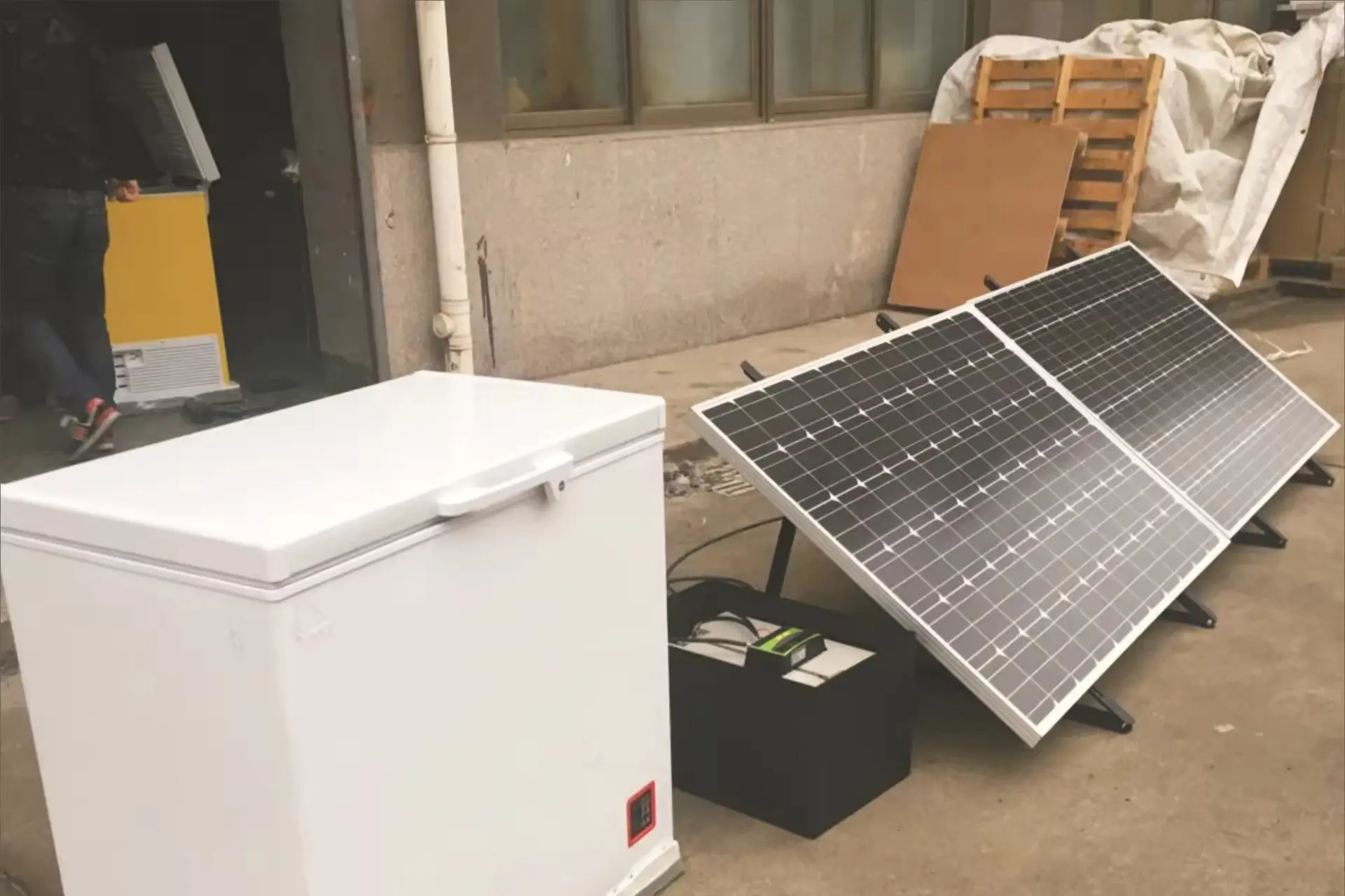 Solar Refrigerators for Saudi Arabia
